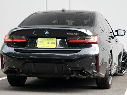 Used 2025 BMW M340i w/ Premium Package RWD image 5