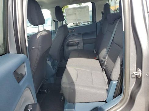 New 2025 Ford Maverick XL image 10