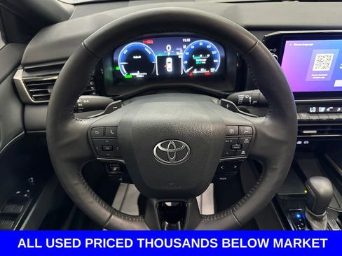 Used 2025 Toyota Camry XSE FWD image 24