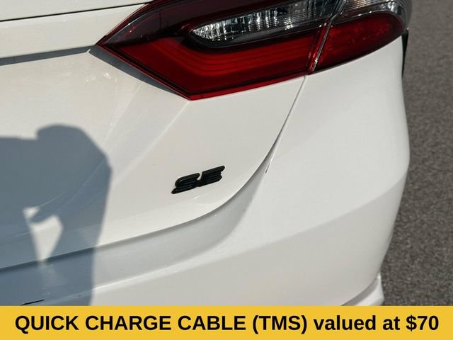 Used 2024 Toyota Camry SE FWD image 7