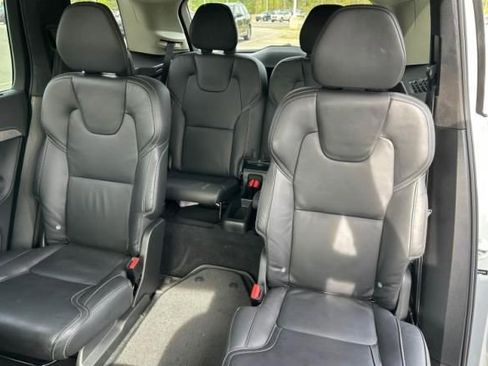 Used 2024 Volvo XC90 T8 Ultimate w/ Lounge Package AWD/4WD image 4