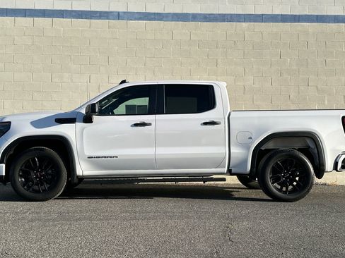 Certified 2024 GMC Sierra 1500 Pro w/ Graphite Edition image 7