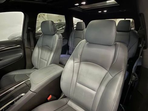 Used 2023 Buick Enclave Premium w/ Experience Buick Package AWD/4WD image 17
