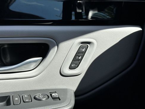 Certified 2025 Honda Pilot EX-L image 26