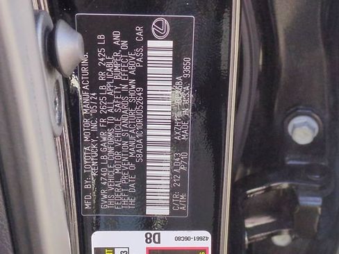 Used 2024 Lexus ES 300h w/ Premium Package FWD image 37