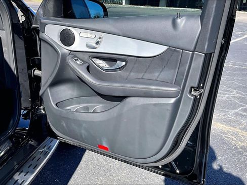 Used 2019 Mercedes-Benz GLC 300 image 22
