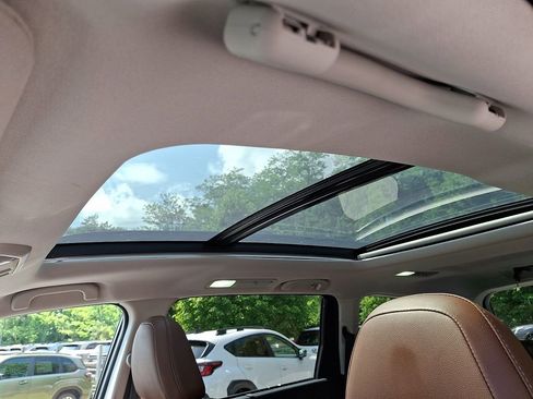 Certified 2023 Subaru Ascent Touring AWD/4WD image 17
