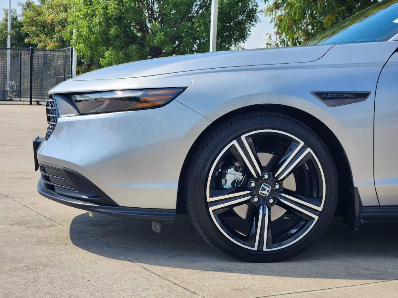 Used 2025 Honda Accord Sport image 8