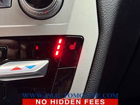 Used 2021 Ford Explorer XLT image 35