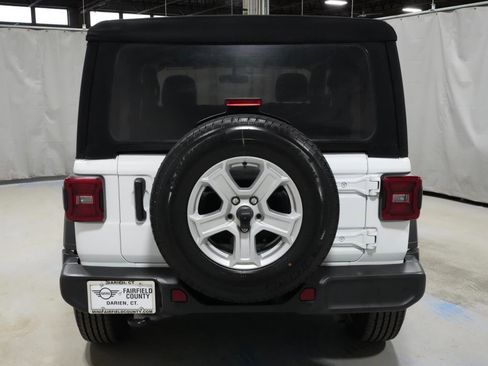 Used 2021 Jeep Wrangler Sport image 11