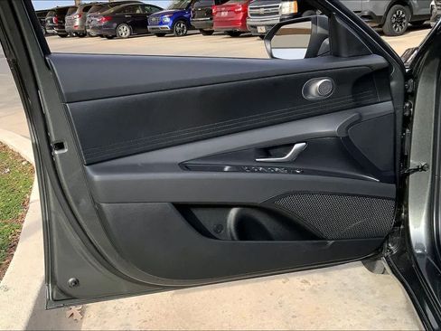 New 2026 Hyundai Elantra SE w/ Cargo Package image 10