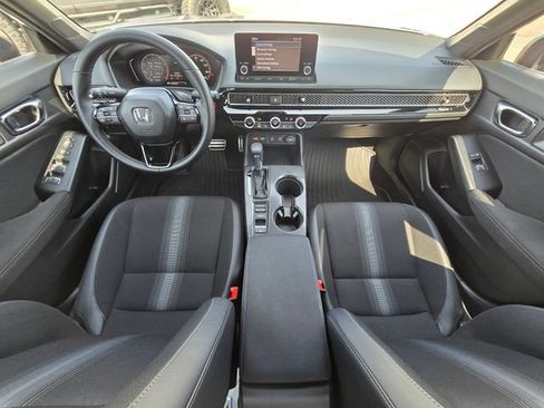 Used 2025 Honda Civic Sport image 29