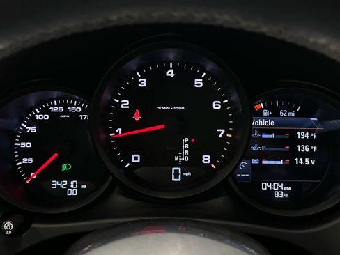 Used 2021 Porsche Macan AWD/4WD image 27