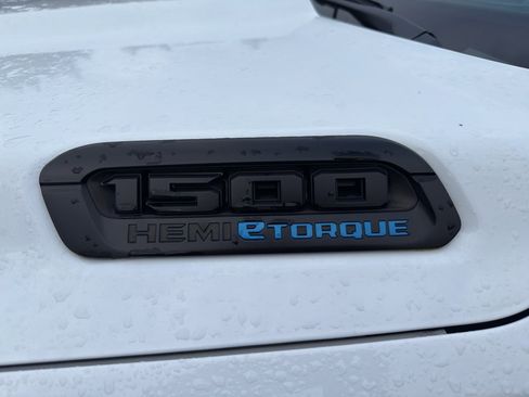 Used 2021 RAM 1500 Big Horn image 9