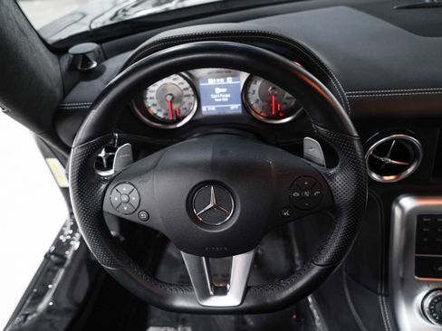 Used 2012 Mercedes-Benz SLS AMG Coupe image 11