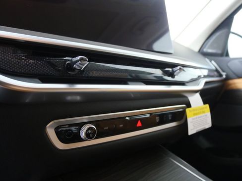 Used 2026 BMW X7 xDrive40i image 22