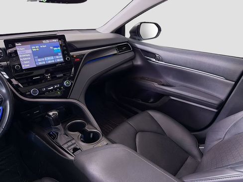 Used 2023 Toyota Camry XSE image 24