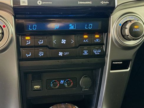 Used 2023 Toyota 4Runner Limited AWD/4WD image 17