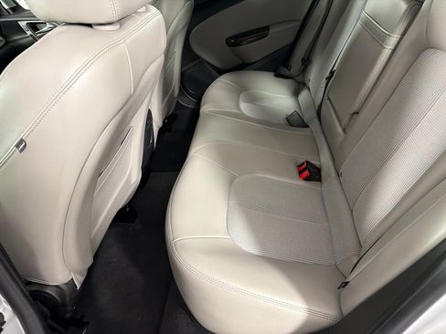 Used 2013 Buick Verano FWD image 17