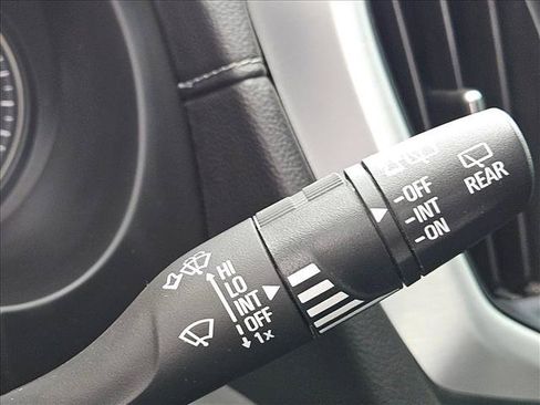 Used 2023 GMC Terrain SLT FWD image 14
