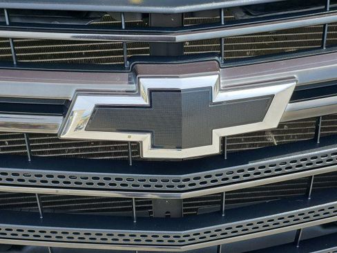 Used 2021 Chevrolet Traverse RS w/ LPO, Cargo Package FWD image 31