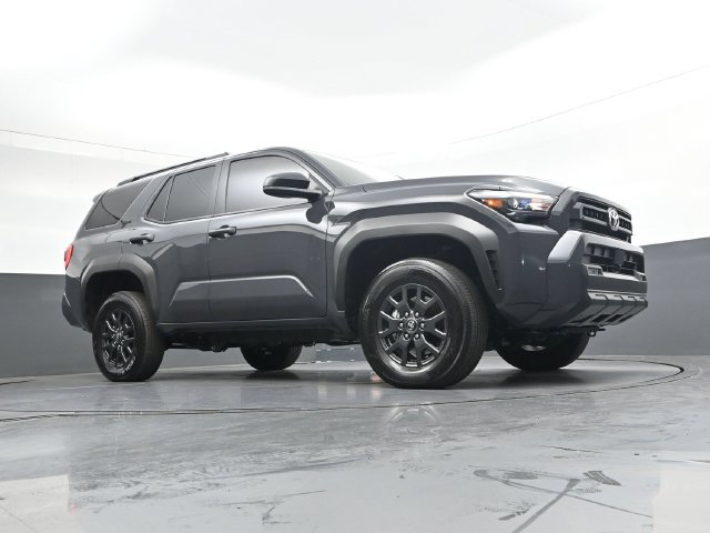 Used 2026 Toyota 4Runner SR5 RWD image 31