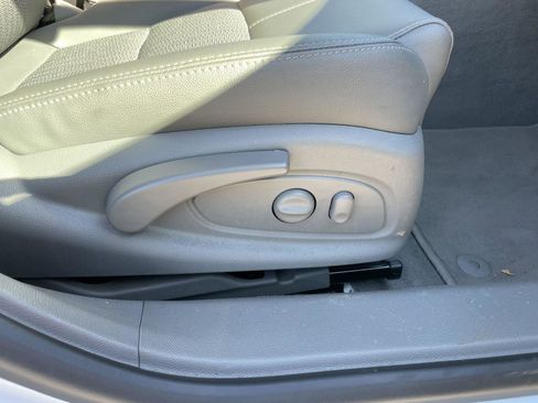 Used 2019 Chevrolet Impala LS image 39