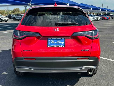New 2026 Honda HR-V Sport image 7