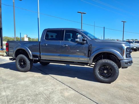 New 2026 Ford F250 XLT w/ XLT Premium Package image 10