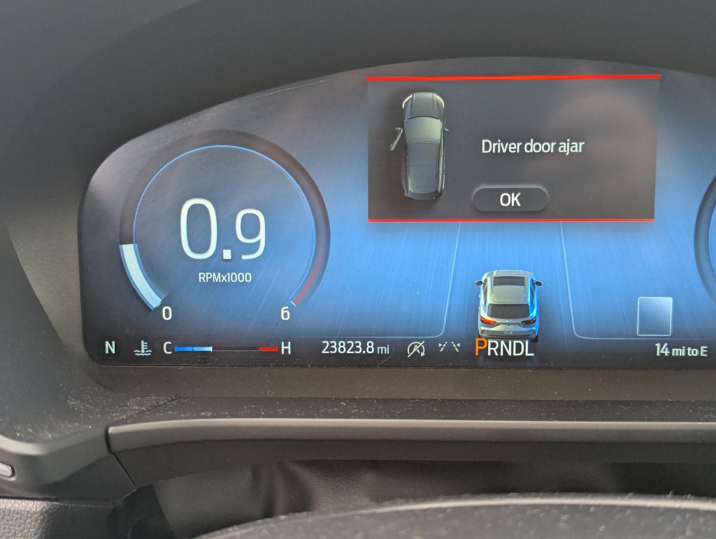 Used 2025 Ford Escape Platinum AWD/4WD image 26