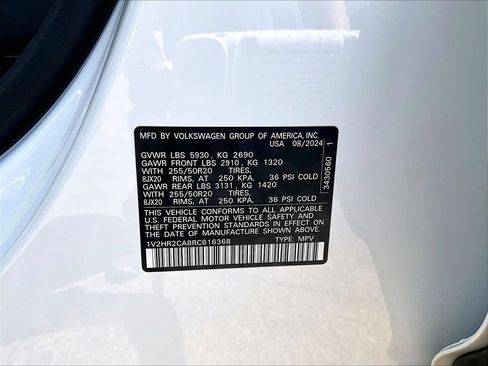 Used 2024 Volkswagen Atlas SE AWD/4WD image 23