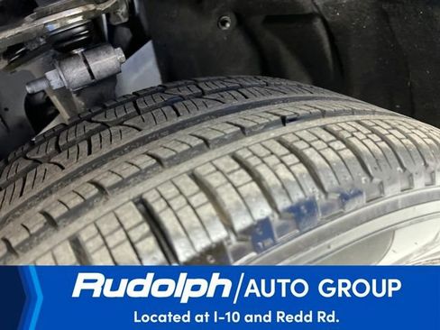 Used 2024 Jeep Grand Cherokee Limited w/ Black Appearance Package image 27