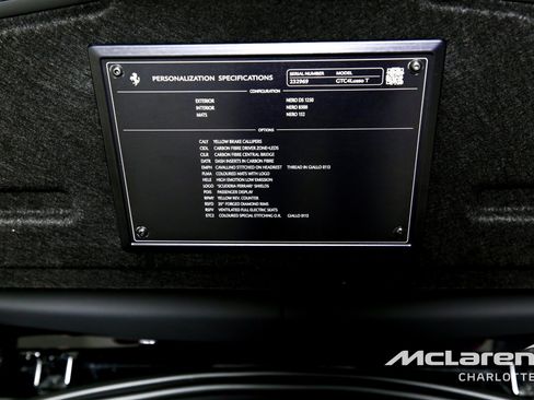 Used 2018 Ferrari GTC4Lusso T image 19