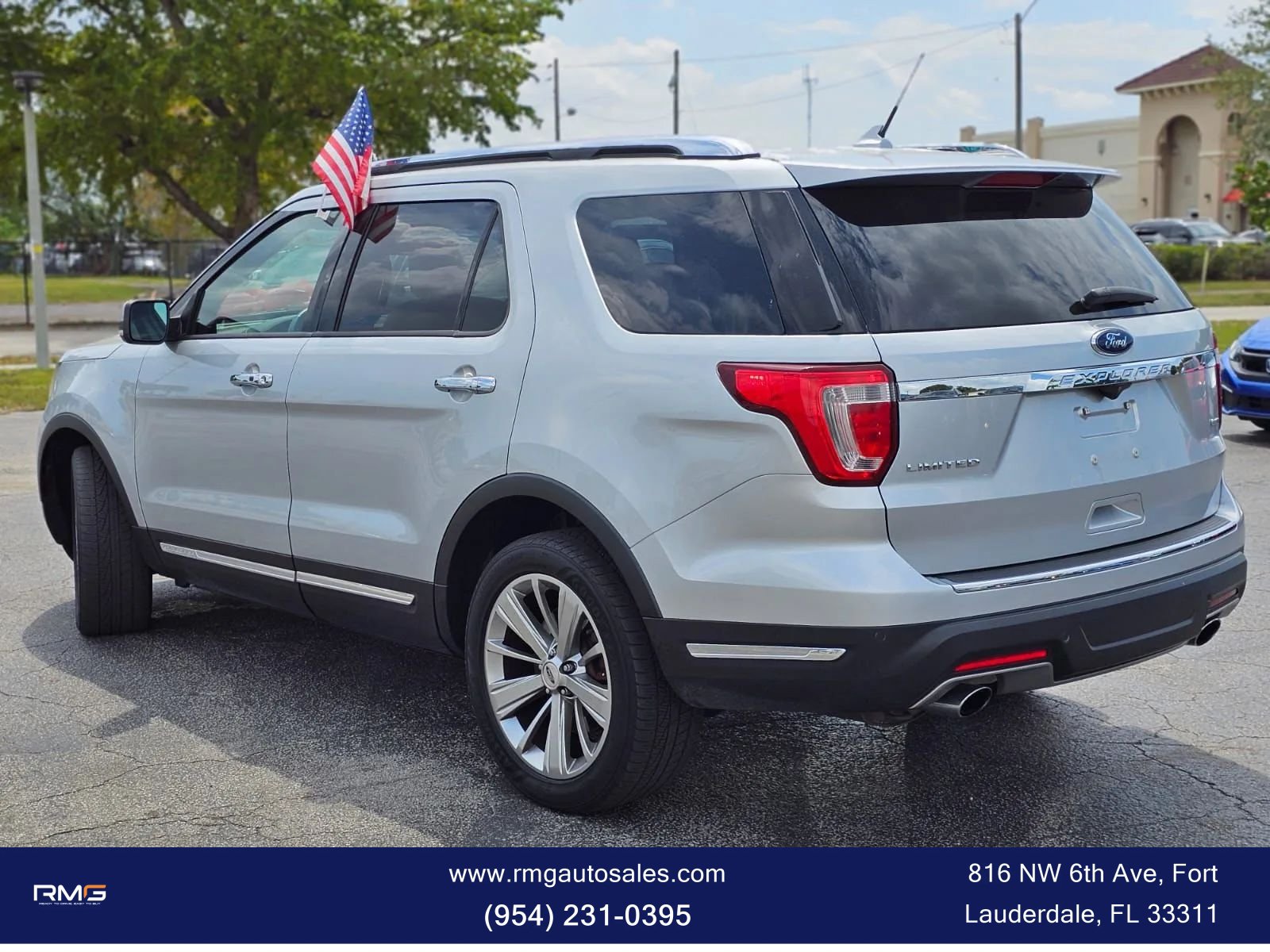 Used 2019 Ford Explorer Limited w/ Ford Safe & Smart Package AWD/4WD image 5
