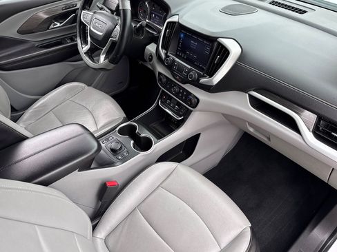 Used 2019 GMC Terrain SLT w/ Preferred Package AWD/4WD image 32