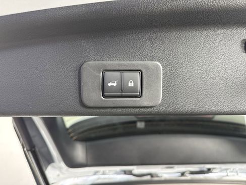 New 2025 Nissan Murano SL image 35