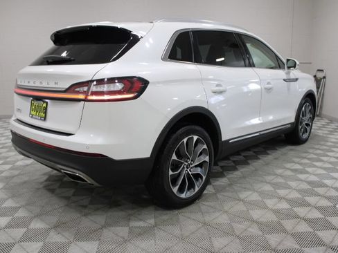 Used 2022 Lincoln Nautilus Reserve AWD/4WD image 12
