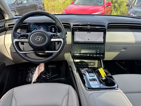 Used 2024 Hyundai Tucson Limited AWD/4WD image 14