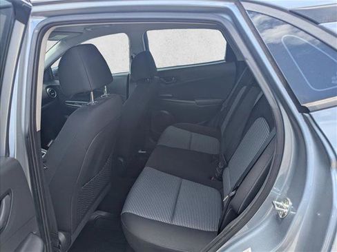Used 2019 Hyundai Kona SE FWD image 17