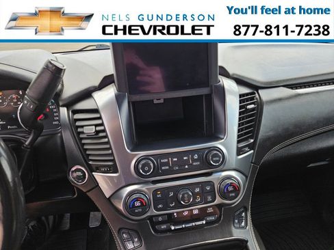 Used 2018 Chevrolet Suburban Premier image 33