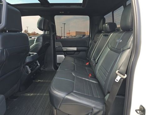 Used 2025 Ford F250 Platinum image 15