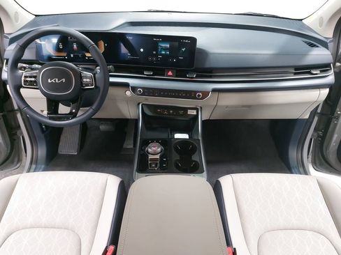 New 2026 Kia Carnival EX image 9