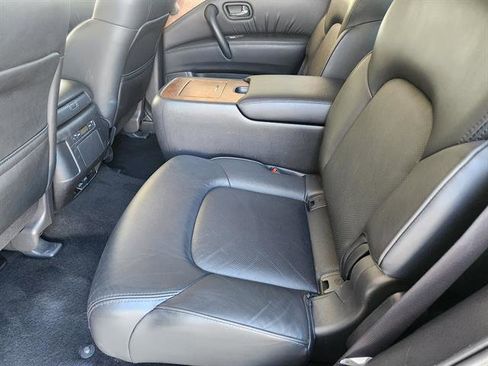 Used 2024 Nissan Armada SL w/ Captain's Chairs Package image 22