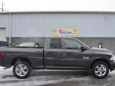 Used 2019 RAM 1500 Express w/ Express Value Package image 9