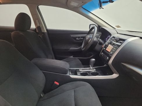 Used 2014 Nissan Altima 2.5 S w/ Display Audio Package FWD image 21