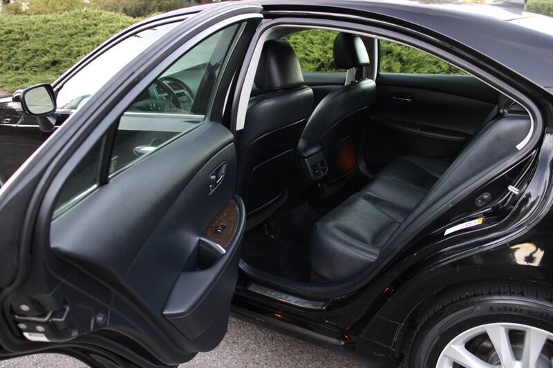 Used 2012 Lexus ES 350 FWD image 15