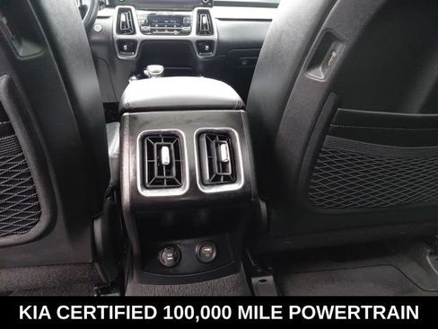 Certified 2022 Kia Sorento EX w/ Panoramic Sunroof Package FWD image 23