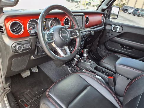 Used 2022 Jeep Wrangler Unlimited Rubicon w/ Cold Weather Group image 24