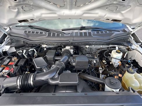 Used 2022 Ford F250 XL w/ Power Equipment Group AWD/4WD image 10