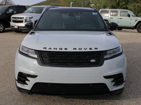 Used 2024 Land Rover Range Rover Velar Dynamic SE image 2